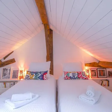 34 Notre Dame - Pretty Triplex House In Honfleur-near The Old Port