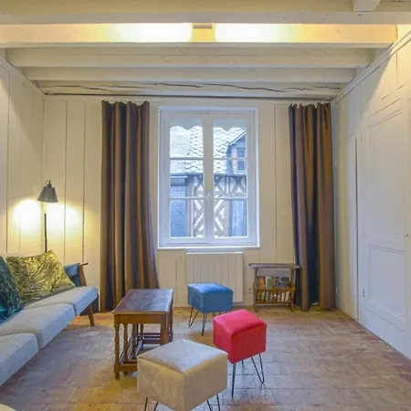 34 Notre Dame - Pretty Triplex House In Honfleur-near The Old Port * Honfleur