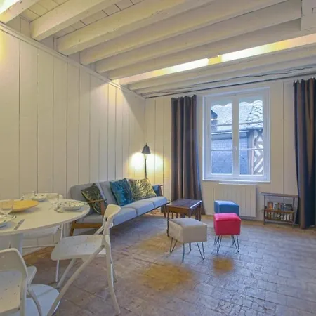 34 Notre Dame - Pretty Triplex House In Honfleur-near The Old Port Holiday home